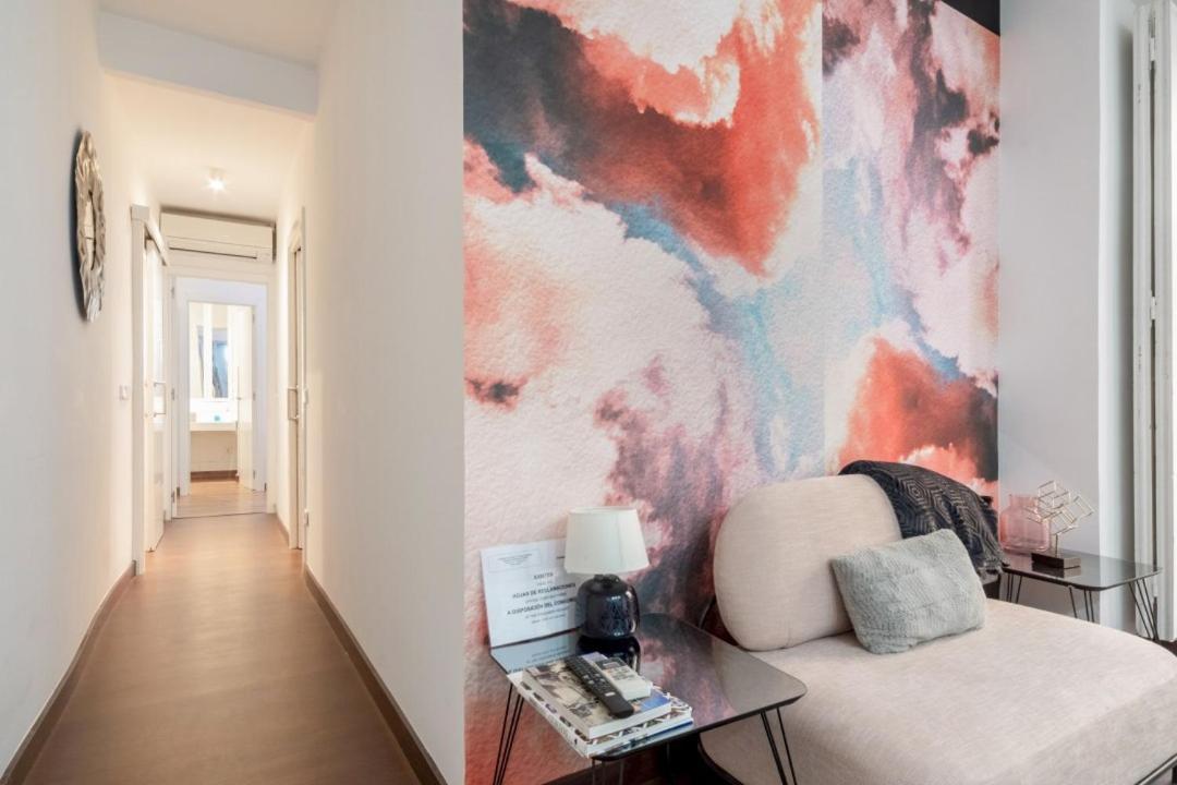 2 Bedrooms 2 Bathrooms Furnished - Malasana - Bright Stylish - Mintystay Madrid Extérieur photo
